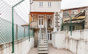 Villa Apartments & Suites